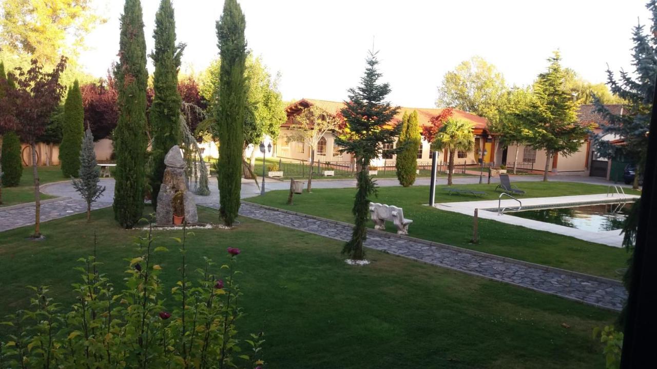 Palacio Del Conde De Rebolledo Villaviciosa de la Ribera 외부 사진